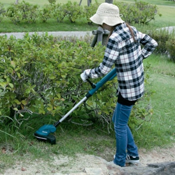APARADOR GRAMA + KIT2BAT 5AH + CARREG + MPAC - DUR181Z-P MAKITA APARADOR GRAMA + KIT2BAT 5AH + CARREG + MPAC - DUR181Z-P MAKITA