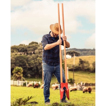 CAVADEIRA ARTICULADA METALICA COM CABO DE MADEIRA DE 180CM - 77571803 TRAMONTINA CAVADEIRA ARTICULADA METALICA COM CABO DE MADEIRA DE 180CM - 77571803 TRAMONTINA