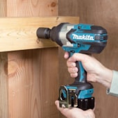 CHAVE DE IMPACTO A BATERIA 18V 3/4 1050NM DTW1001RFJ - MAKITA Voltagem:BIVOLT