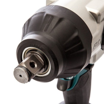 CHAVE DE IMPACTO A BATERIA 18V 3/4 1050NM DTW1001RTJ - MAKITA Voltagem:BIVOLT