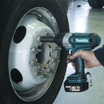 CHAVE DE IMPACTO A BATERIA 18V LITION 440NM - DTW450RFE MAKITA Voltagem:127V