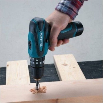 COMBO FURADEIRA E CHAVE DE IMPACTO 12 V - LCT204JX1 MAKITA