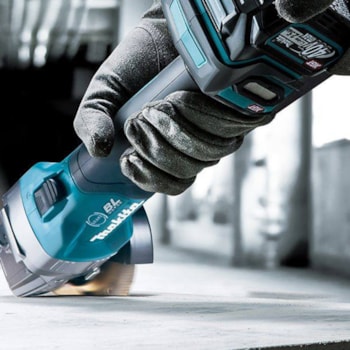 ESMERILHADEIRA ANGULAR 40V 4.1/2'' SEM BATERIA E CARREGADOR - GA004GZ MAKITA ESMERILHADEIRA ANGULAR 40V 4.1/2'' SEM BATERIA E CARREGADOR - GA004GZ MAKITA