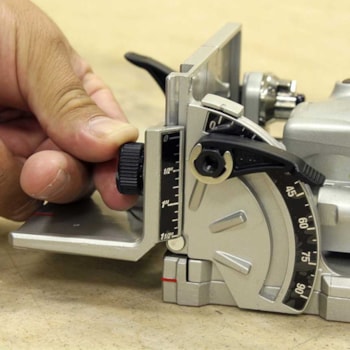 FRESADORA DE JUNÇÃO 100MM 710W - PJ7000 MAKITA FRESADORA DE JUNÇÃO 100MM 710W - PJ7000 MAKITA