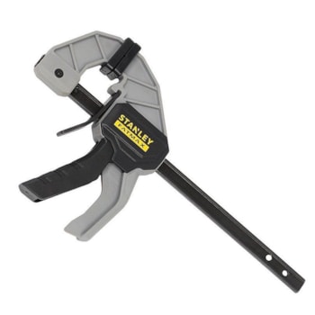 GRAMPO SARGENTO RÁPIDO MÉDIO 6" FMHT83232 STANLEY GRAMPO SARGENTO RÁPIDO MÉDIO 6" FMHT83232 STANLEY