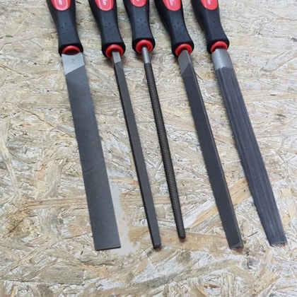JOGO DE LIMAS 200 MM COM 5 PEÇAS 3301597 - R93000005 GEDORE JOGO DE LIMAS 200 MM COM 5 PEÇAS 3301597 - R93000005 GEDORE