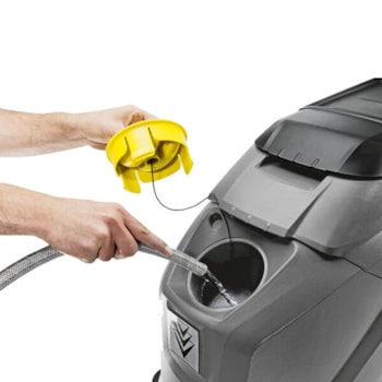 LAVADORA E SECADORA DE PISO ELÉTRICA 19943610 220v  - BD 50/50 C KARCHER LAVADORA E SECADORA DE PISO ELÉTRICA 19943610 220v  - BD 50/50 C KARCHER