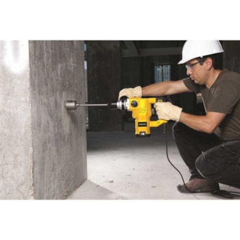 MARTELETE PERFURADOR SDS PLUS COM 3,5J 1250W - STHR1232K STANLEY MARTELETE PERFURADOR SDS PLUS COM 3,5J 1250W - STHR1232K STANLEY