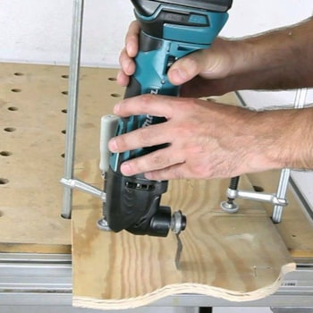 MULTICORTADORA  A BATERIA DE LITIO DE 18V 3.0AH DTM50RFEX2 MAKITA Voltagem:220V MULTICORTADORA  A BATERIA DE LITIO DE 18V 3.0AH DTM50RFEX2 MAKITA Voltagem:220V