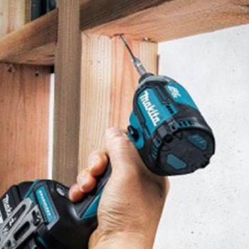 PARAFUSADEIRA DE IMPACTO A BATERIA DTD170RFE - MAKITA PARAFUSADEIRA DE IMPACTO A BATERIA DTD170RFE - MAKITA