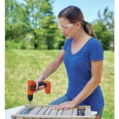 PARAFUSADEIRA E FURADADEIRA A BATERIA + 31 ACESSÓRIOS LD008K31 BLACK + DECKER