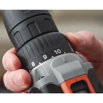 PARAFUSADEIRA E FURADEIRA 20V  - BCD703C1 BLACK + DECKER PARAFUSADEIRA E FURADEIRA 20V  - BCD703C1 BLACK + DECKER