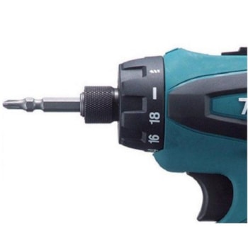 PARAFUSADEIRA/ FURADEIRA A BATERIA 12V BIVOLT DF030DWE MAKITA PARAFUSADEIRA/ FURADEIRA A BATERIA 12V BIVOLT DF030DWE MAKITA
