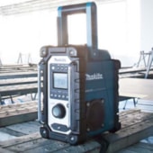 RADIO A BATERIA PROFISSIONAL AM/FM BMR102-220V MAKITA Voltagem:220V