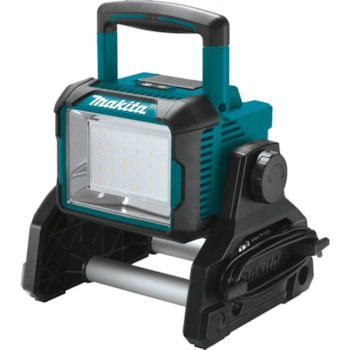 REFLETOR PARA AREA DE TRABALHO A BATERIA 18V - DML811 MAKITA REFLETOR PARA AREA DE TRABALHO A BATERIA 18V - DML811 MAKITA