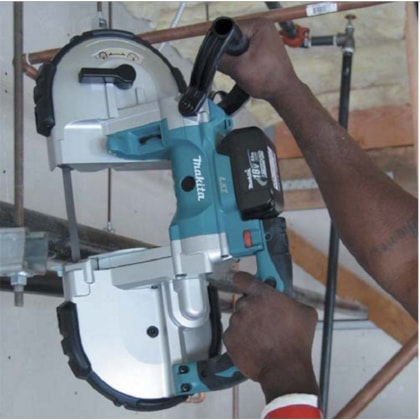 SERRA DE FITA A BATERIA 18V PROFISSIONAL BPB180RFE - MAKITA SERRA DE FITA A BATERIA 18V PROFISSIONAL BPB180RFE - MAKITA