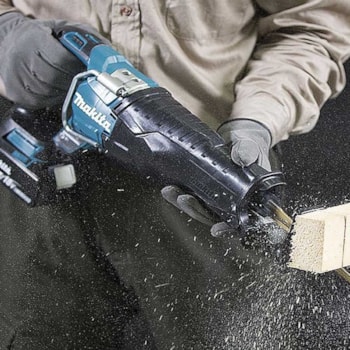 SERRA SABRE A BATERIA 18V LI-ION - MAKITA - DJR187Z SERRA SABRE A BATERIA 18V LI-ION - MAKITA - DJR187Z