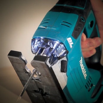 SERRA TICO-TICO SEM BATERIA 18V DJV182Z - MAKITA SERRA TICO-TICO SEM BATERIA 18V DJV182Z - MAKITA