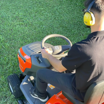 TRATOR CORTADOR DE GRAMA A GASOLINA 21HP 4 TEMPOS CORTE 108CM TS217TM - HUSQVARNA