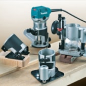 TUPIA MANUAL COM KIT 6MM 710W - RT0700CX3 MAKITA Voltagem:220V